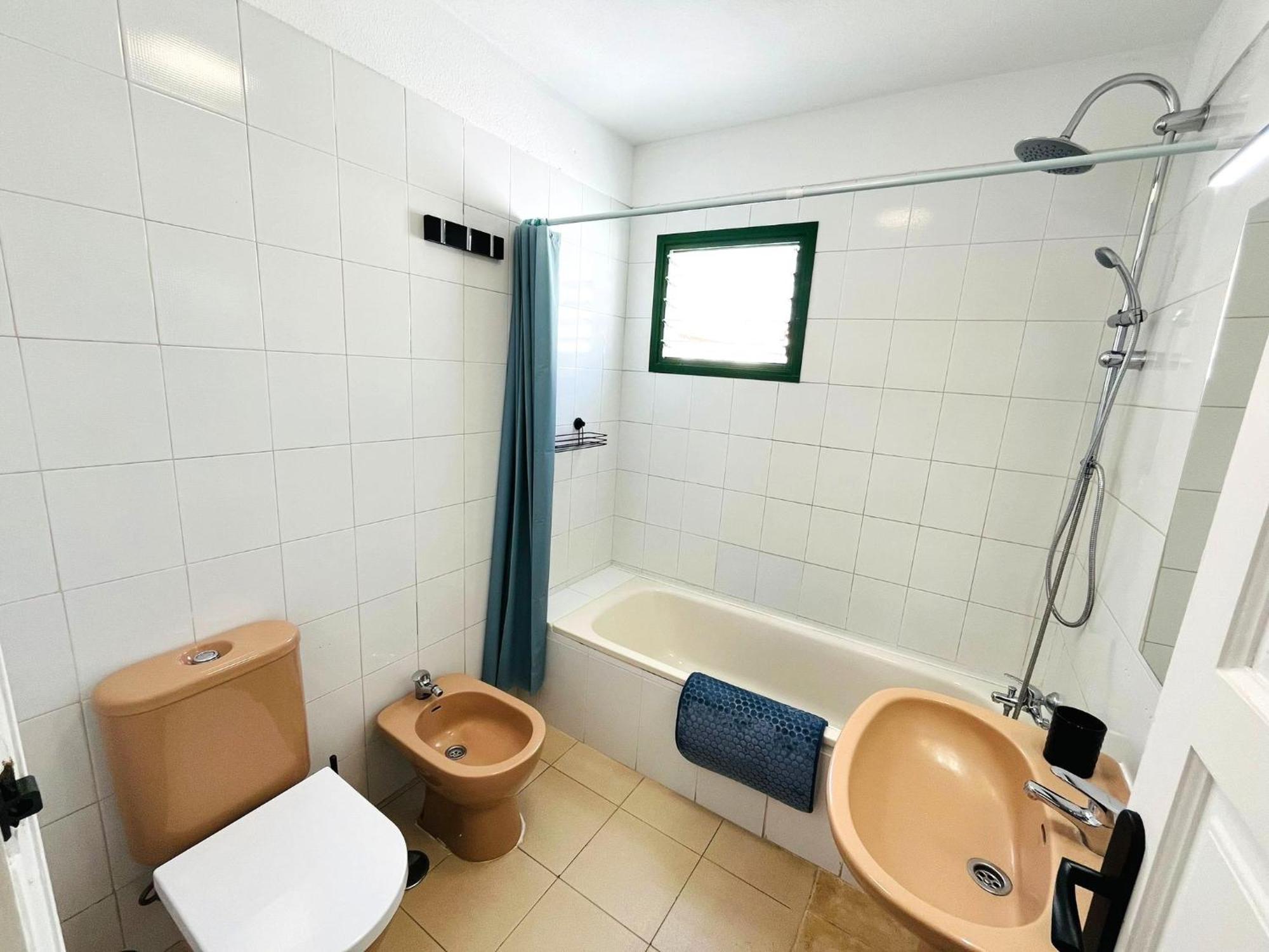 Silent With Cozy Terrace And Ocean View Appartement Arona (Tenerife)